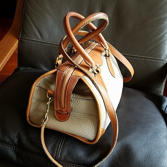 Vintage Gladstone doctor bag Purse - Picture 2 of 8